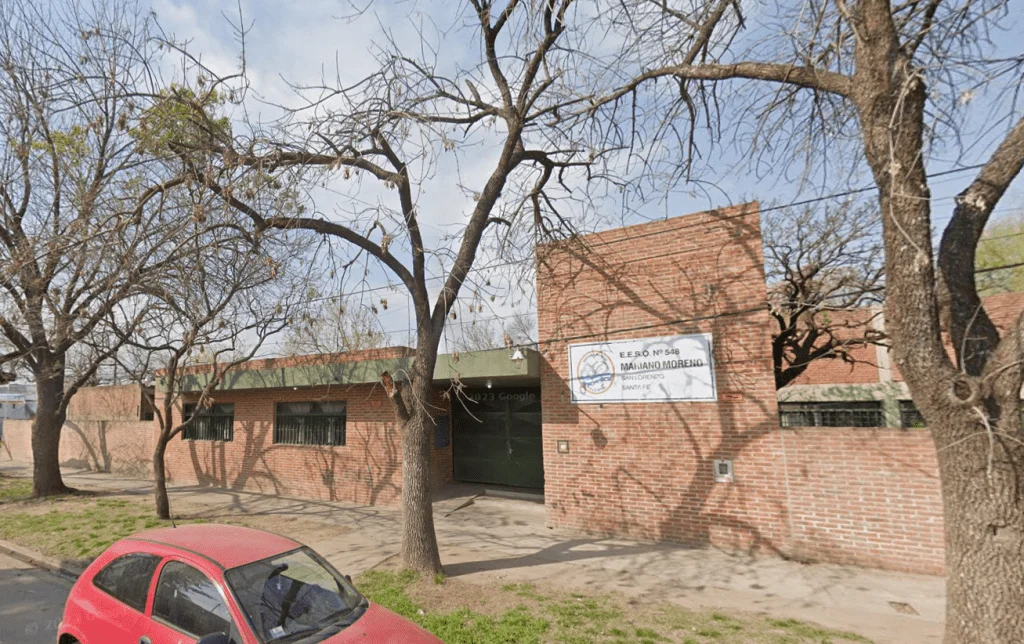 Escuela-548-barrio-Moreno--1024x644
